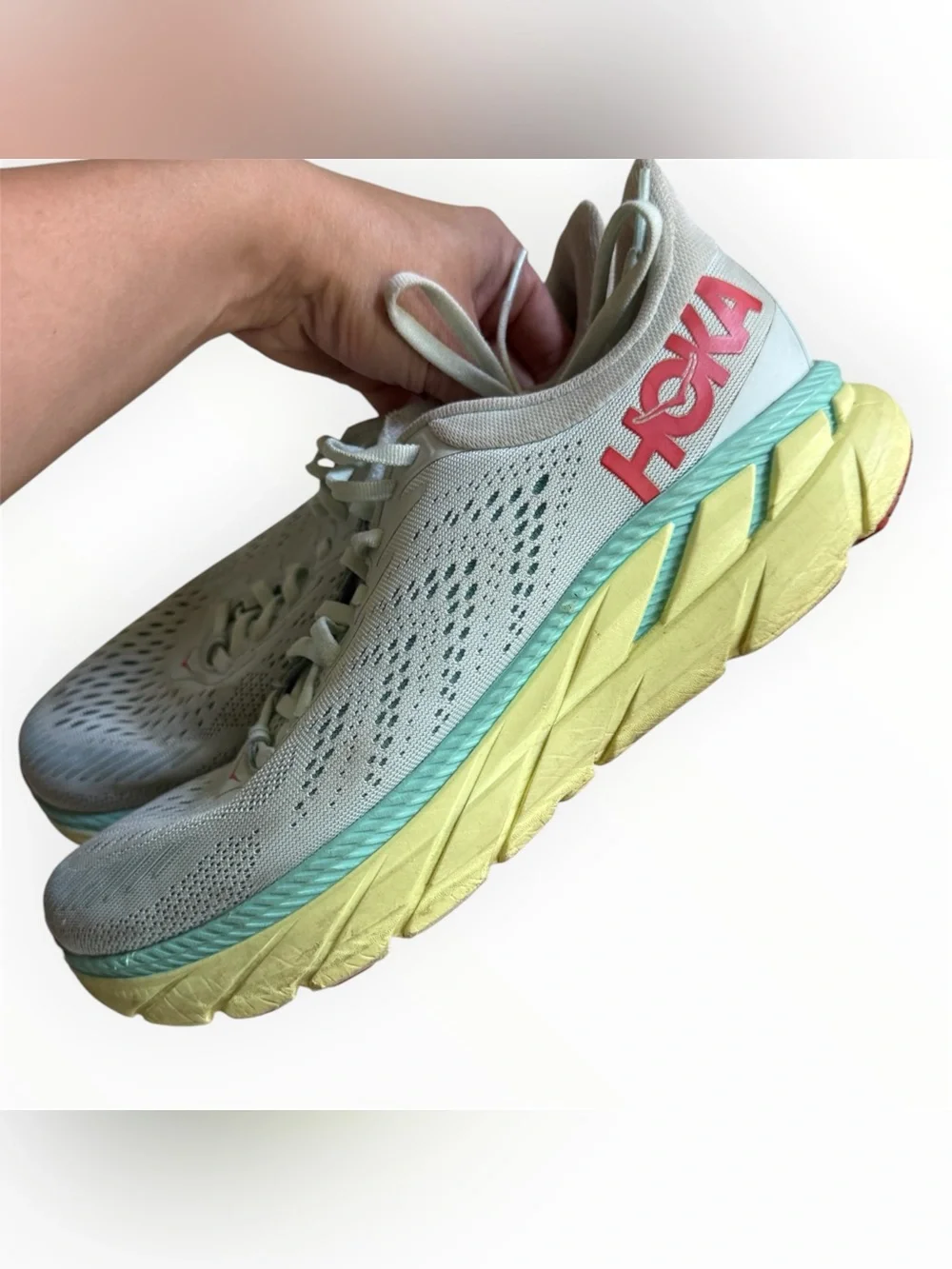 Hoka One One Clifton 7 running shoes in a light mint green colorway size 9.5 - Picture 2 of 9